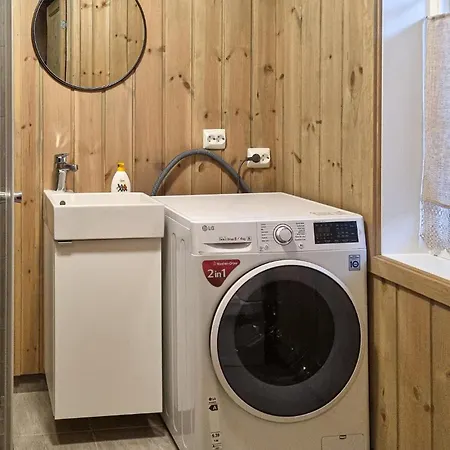 Дом отдыха 4 Bedroom Beautiful In